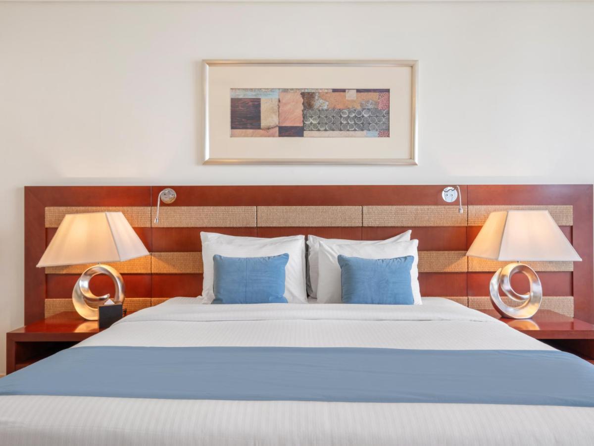Blue Beach Tower The Walk Jbr Dubai Exterior foto A bedroom at the hotel
