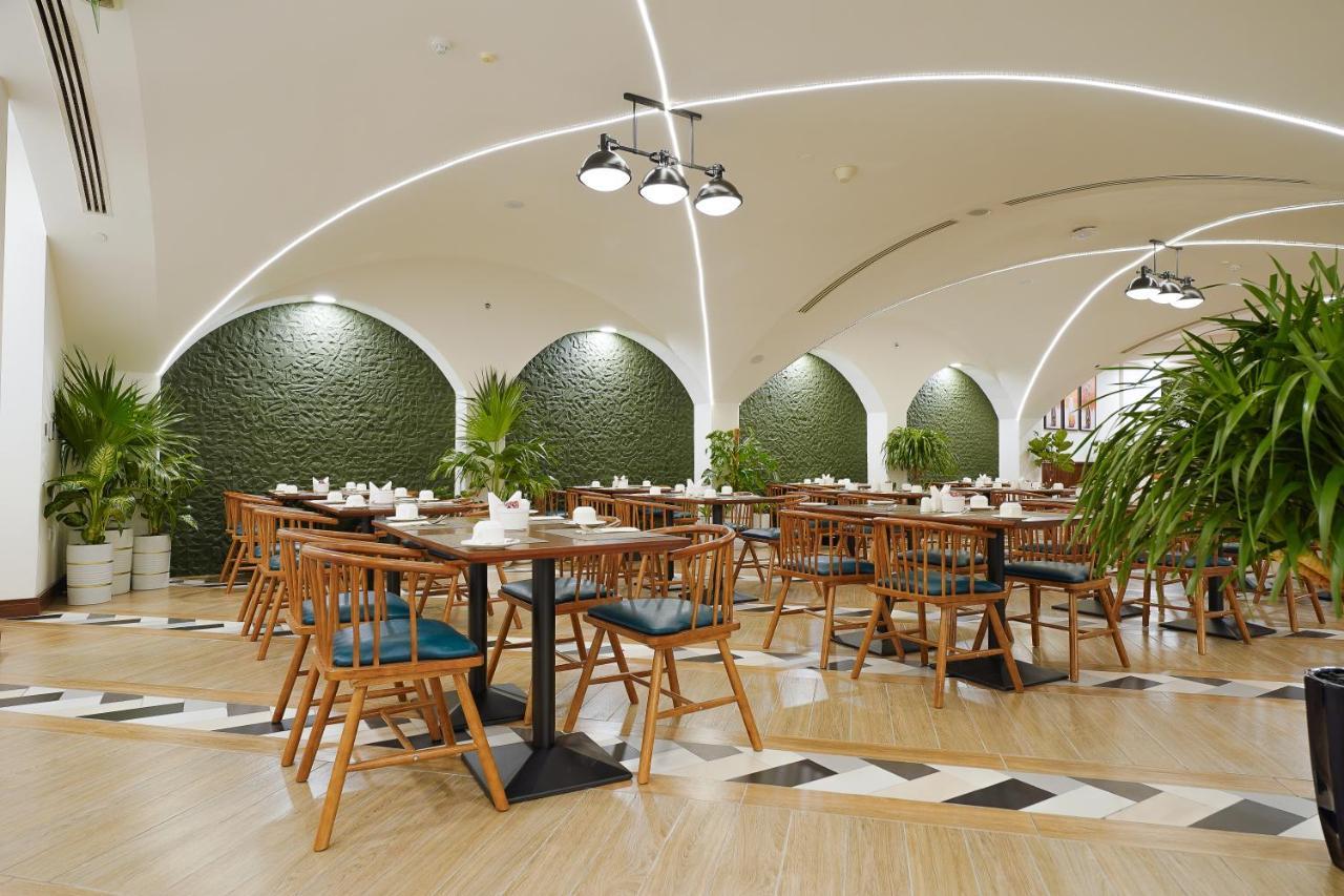 Blue Beach Tower The Walk Jbr Dubai Exterior foto The interior of the restaurant