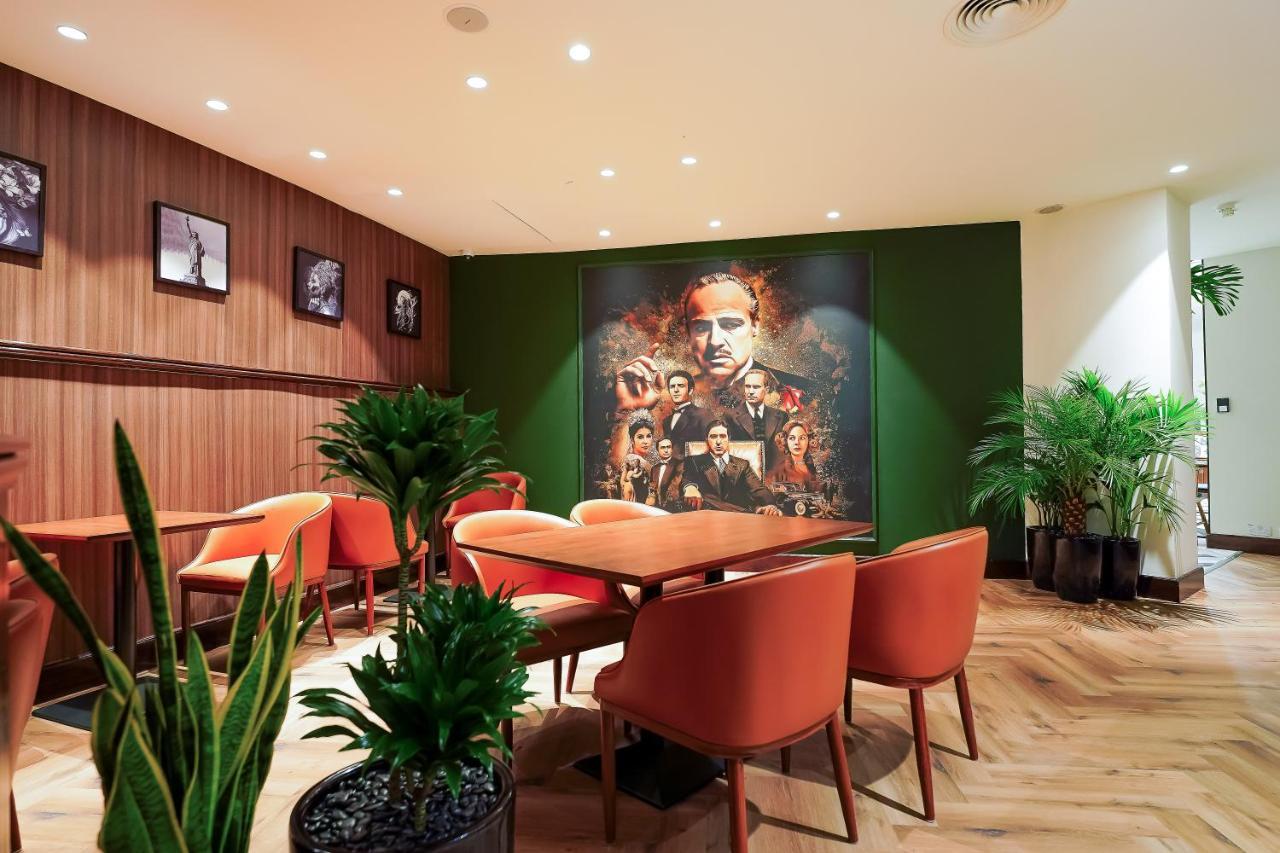 Blue Beach Tower The Walk Jbr Dubai Exterior foto The Green Room