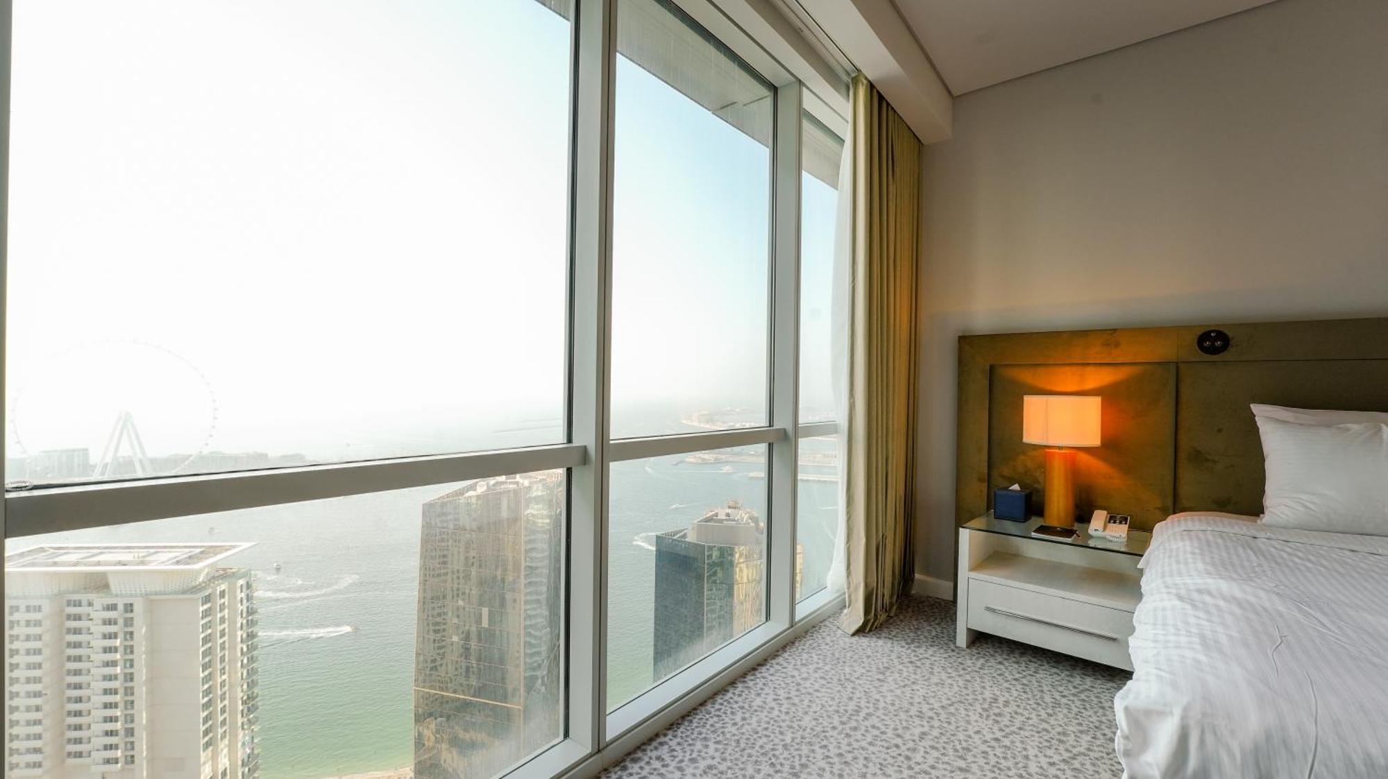 Blue Beach Tower The Walk Jbr Dubai Exterior foto A room at the hotel