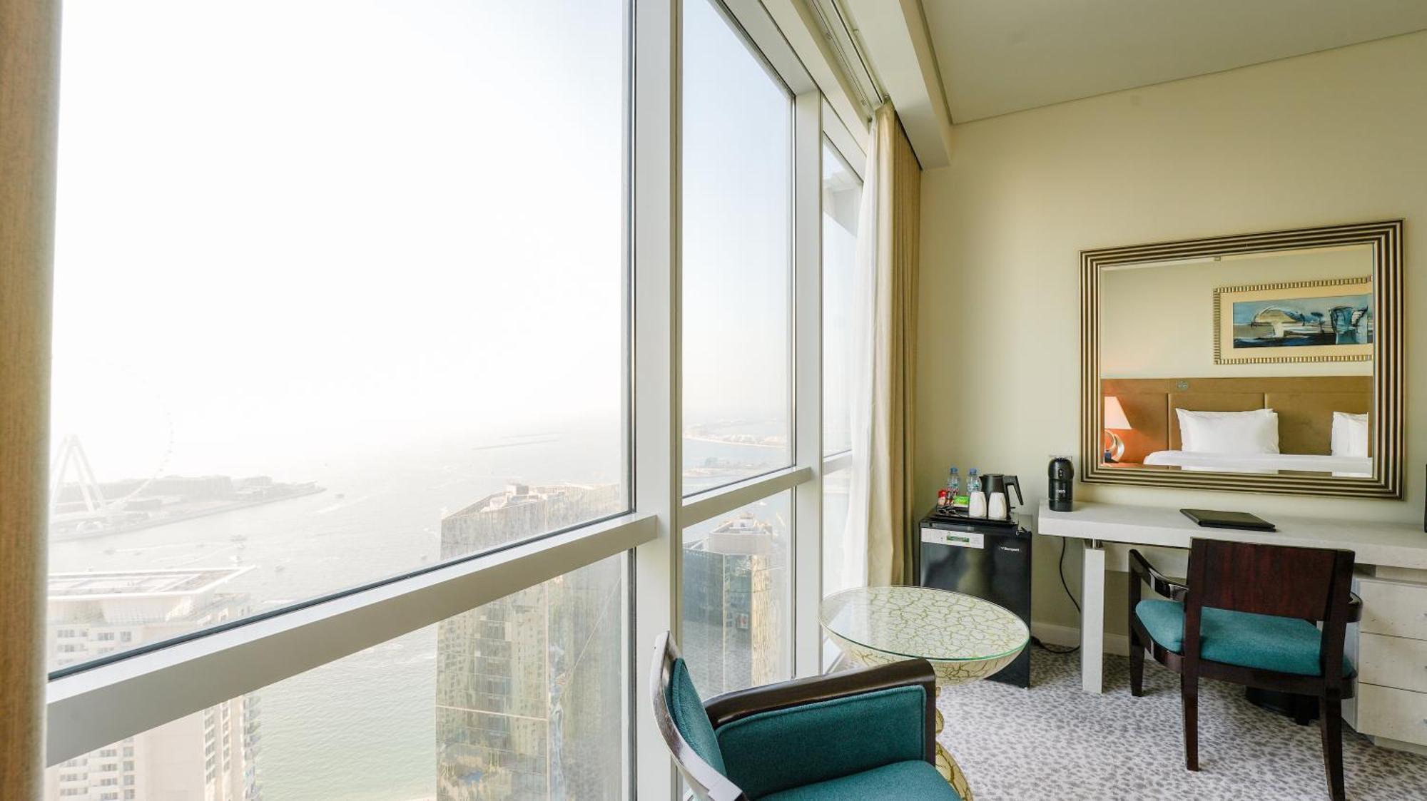 Blue Beach Tower The Walk Jbr Dubai Exterior foto A room at the hotel