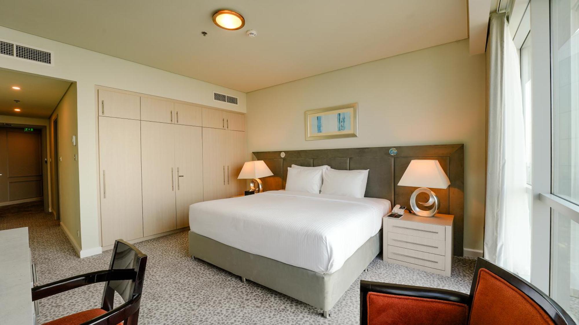 Blue Beach Tower The Walk Jbr Dubai Exterior foto A bedroom at the hotel